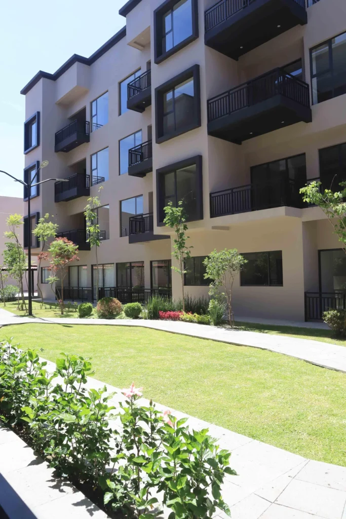 Fotografía real de exterior residencial de Ciudalia