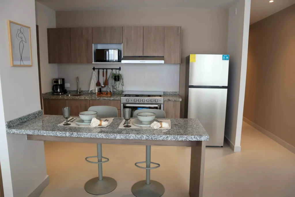 Fotografía real de cocina de departamento muestra en Ciudalia